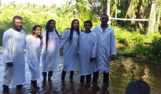 Ribeirinhos – Decidindo pelo batismo